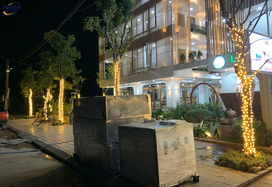 lap-dat-he-thong-hut-khoi-bep-va-cap-khi-tuoi-cho-bep-khach-san