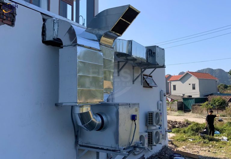 lap-dat-he-thong-hut-khoi-bep-va-cap-khi-tuoi-cho-bep-khach-san