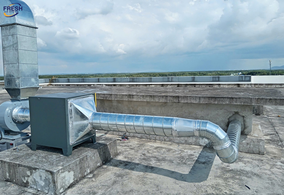 lap-dat-he-thong-xu-ly-khoi-bep-tai-khu-nha-an-nhan-vien