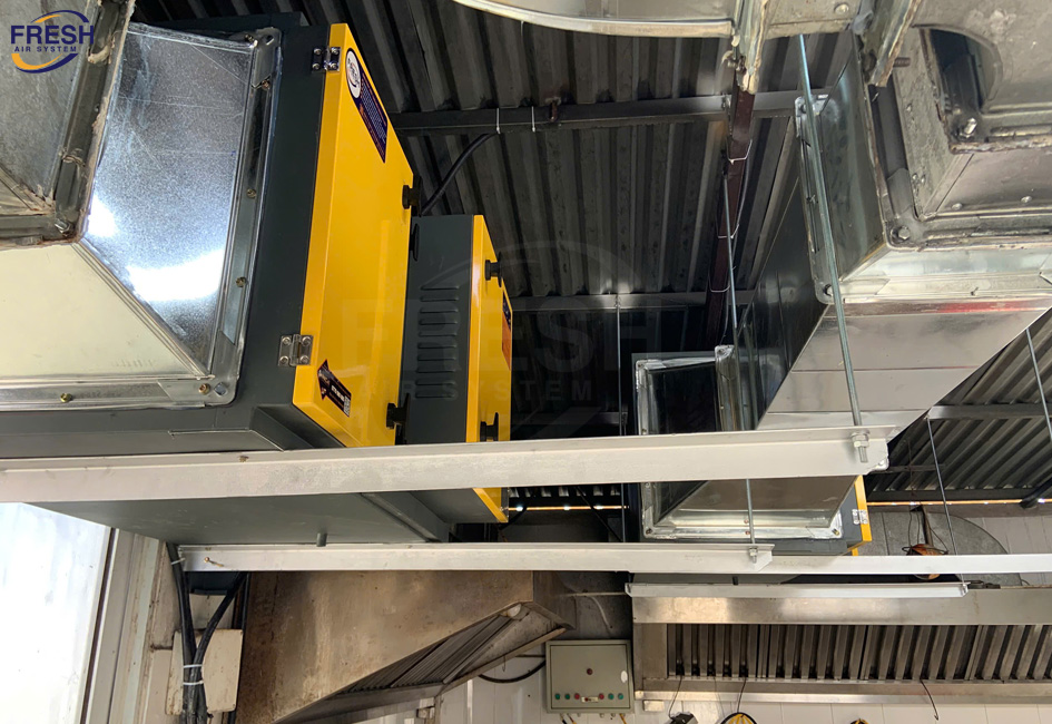 may-loc-tinh-dien-xu-ly-khi-thai-bep-bo-kho-linh-chi