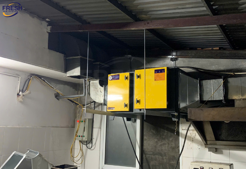 may-loc-tinh-dien-xu-ly-khi-thai-bep-bo-kho-linh-chi