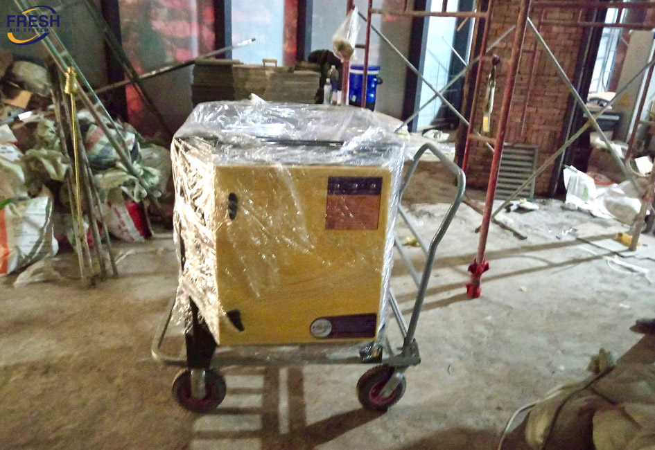 xu-ly-khi-thai-nha-bep-steak-tai-trung-tam-thuong-mai