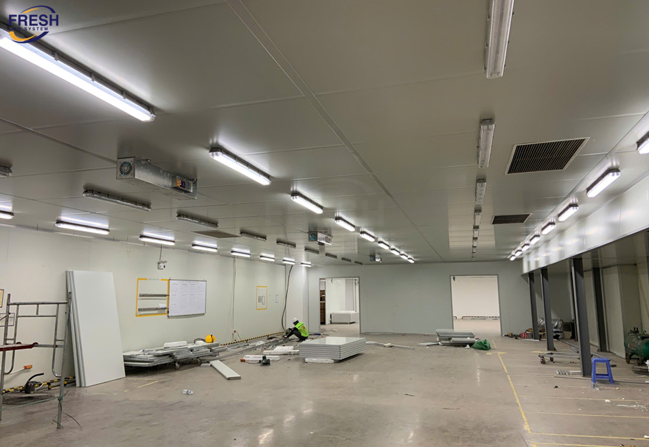 uv-khu-trung-khong-khi-tai-phong-san-xuat-mut-tet-huu-nghi