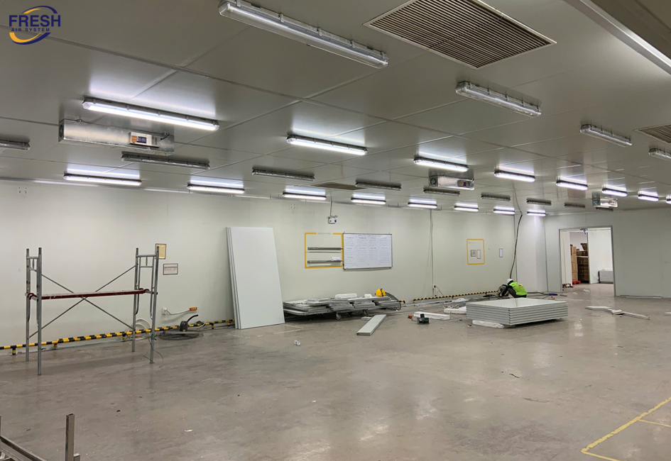 uv-khu-trung-khong-khi-tai-phong-san-xuat-mut-tet-huu-nghi