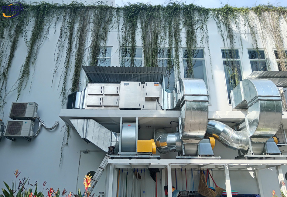 xu-ly-khi-thai-bep-an-dai-hoc