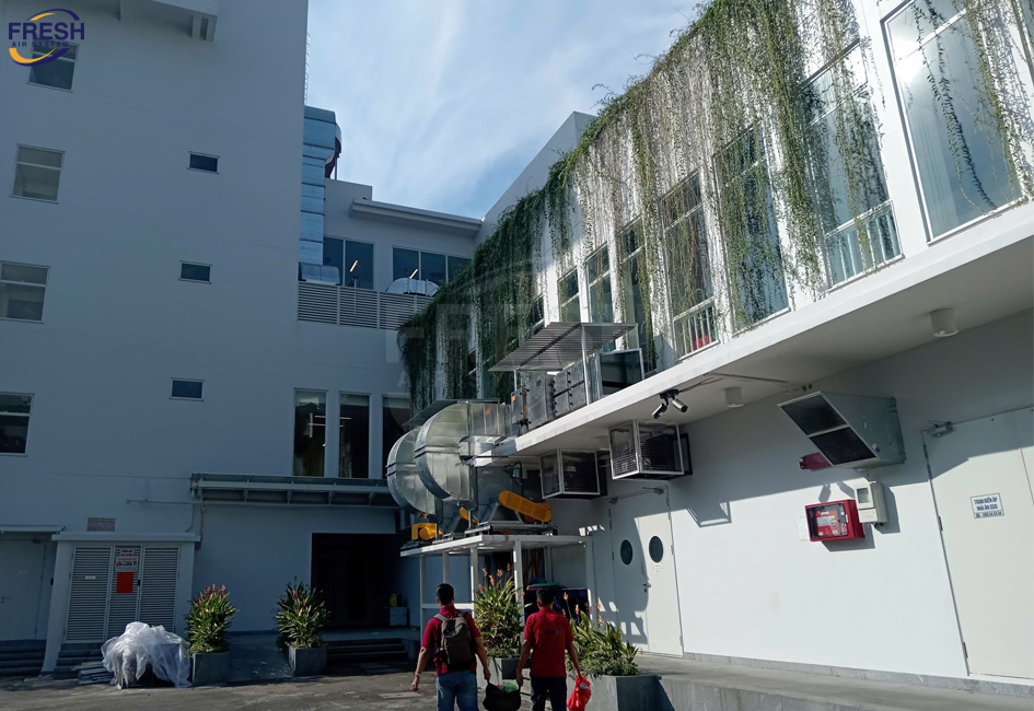 xu-ly-khi-thai-bep-an-dai-hoc