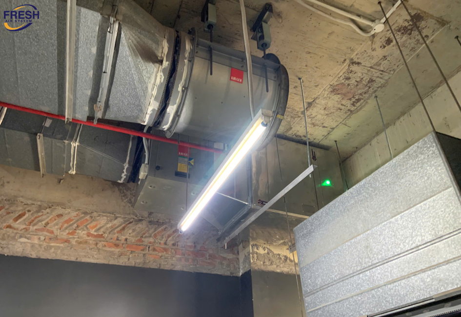 lap-dat-thiet-bi-xu-ly-loc-mui-dau-vao-he-thong-cap-khi-tuoi